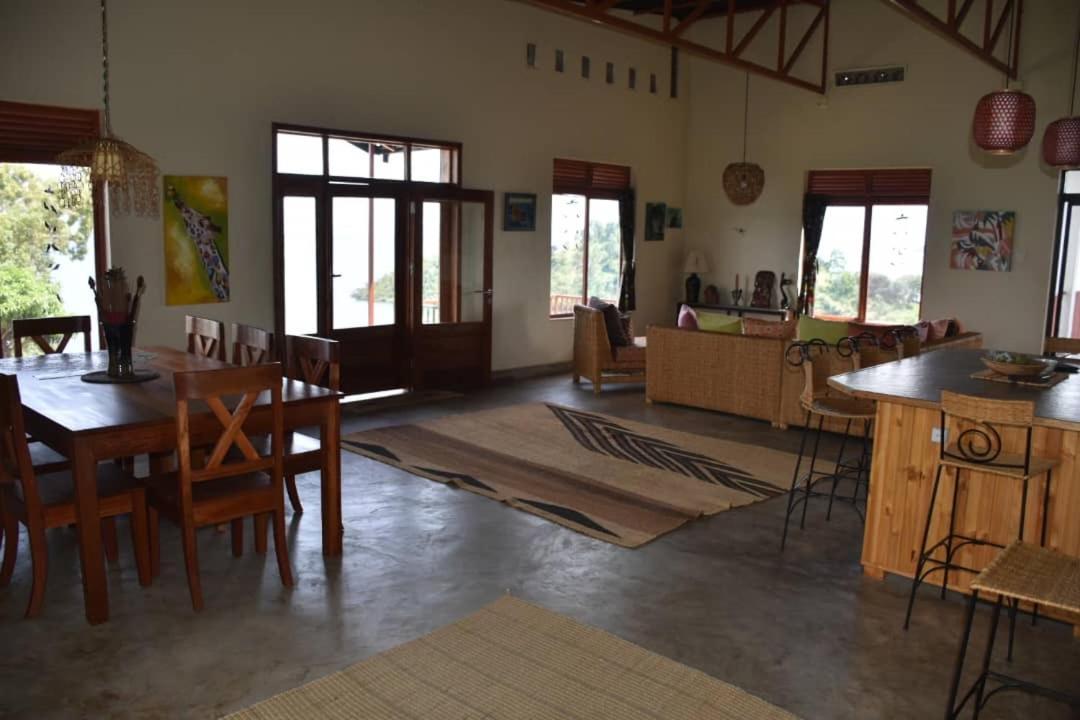 Amazi Land Home And Farm Stay Kibuye Extérieur photo